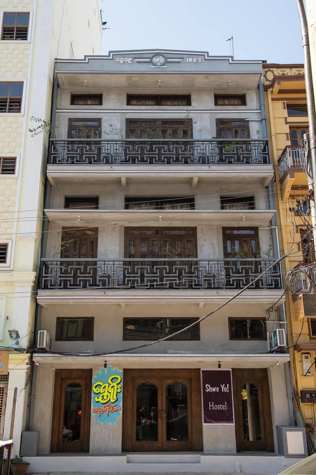 Shwe Yo Vintage Hostel Gyogon Exterior photo